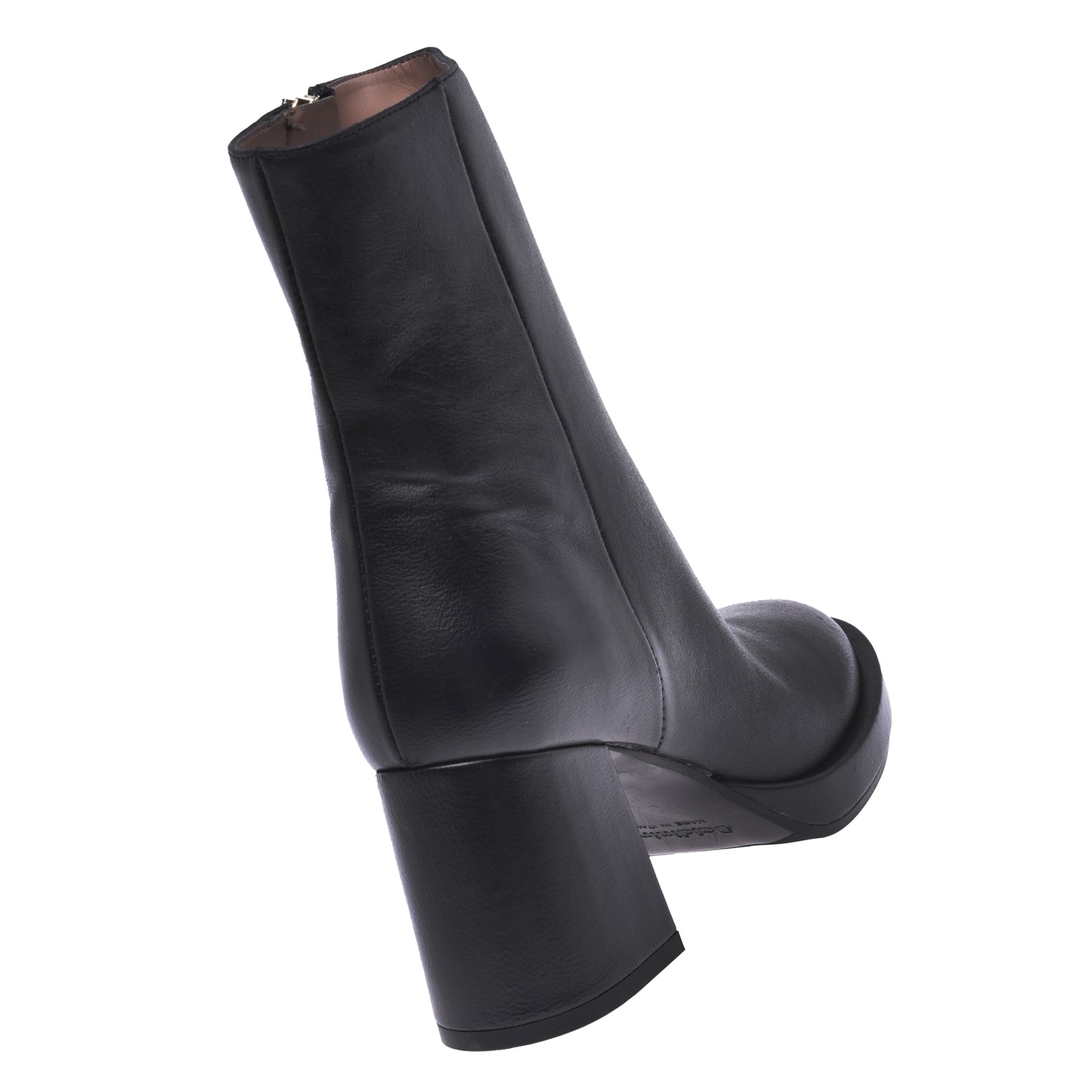 Ankle boots in black nappa