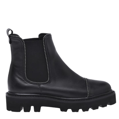 Ankle boots in black calfskin