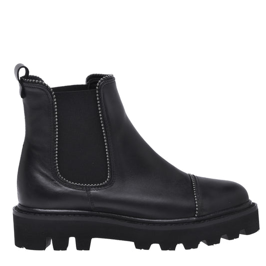 Ankle boots in black calfskin