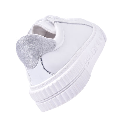 Basket tennis en cuir de veau blanc et paillettes argentées
