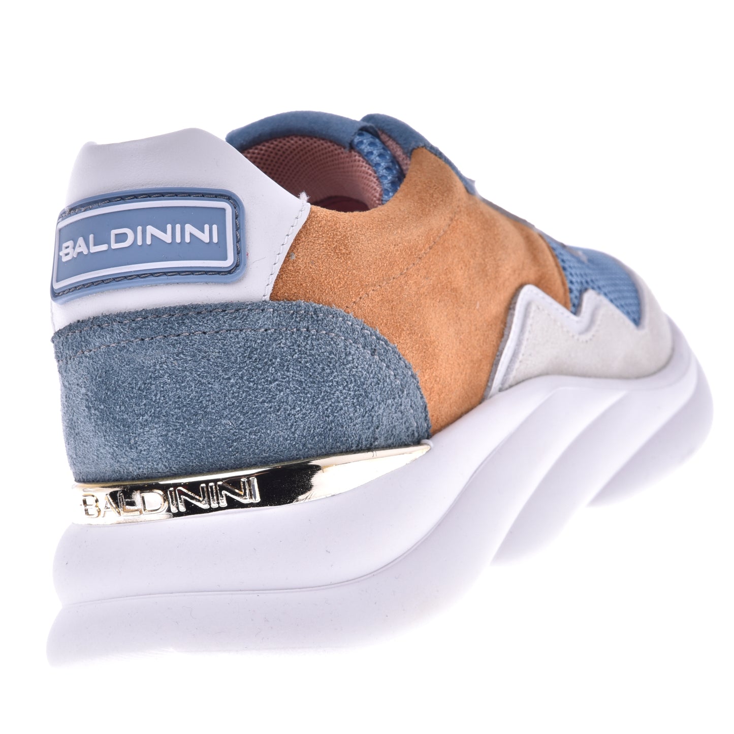Basket running en croûte de cuir orange et tissu bleu clair