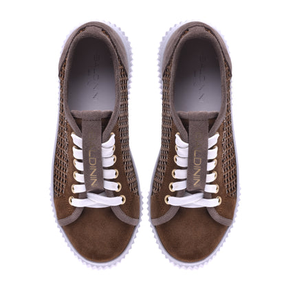 Sneakers en daim taupe