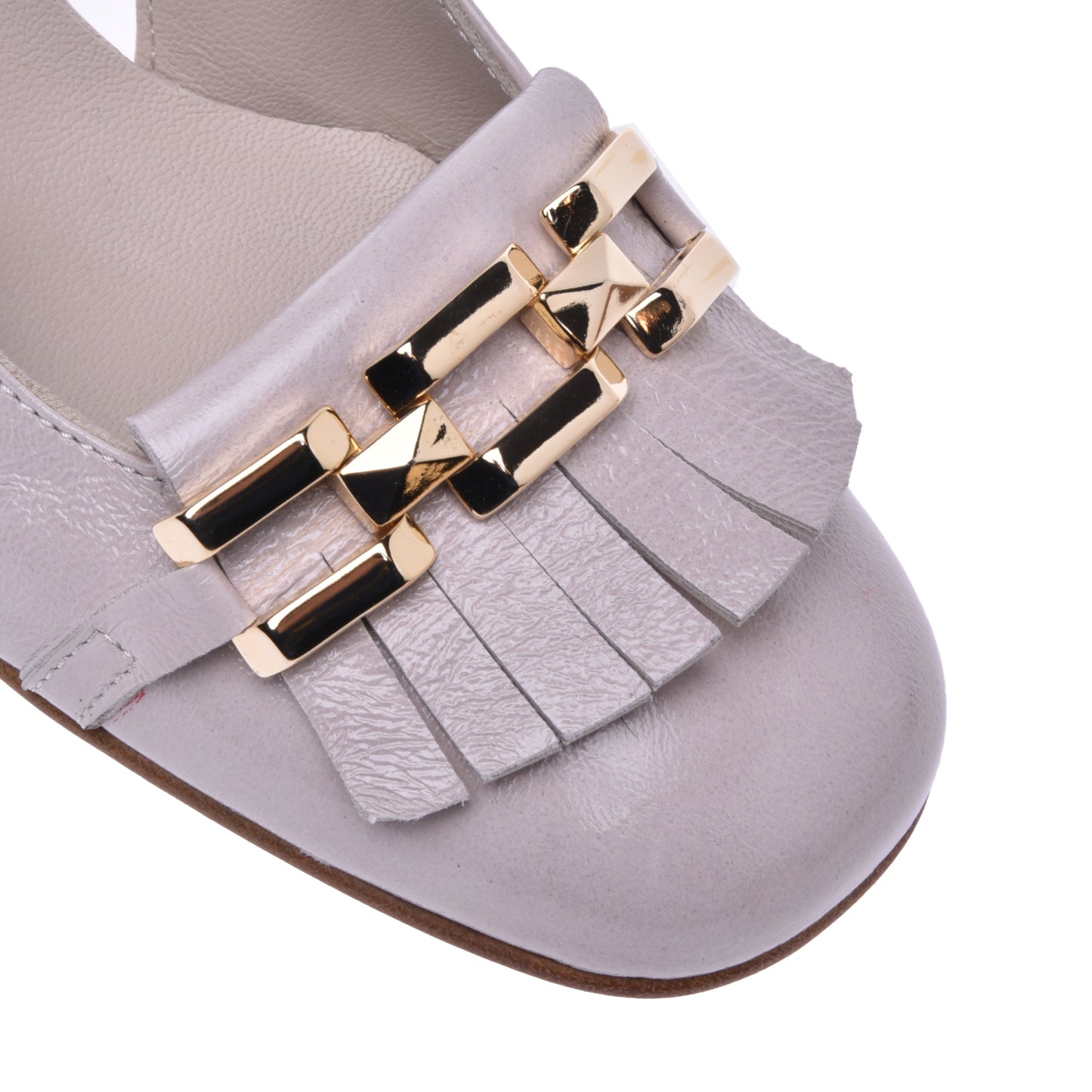 Ballerines en cuir verni crème