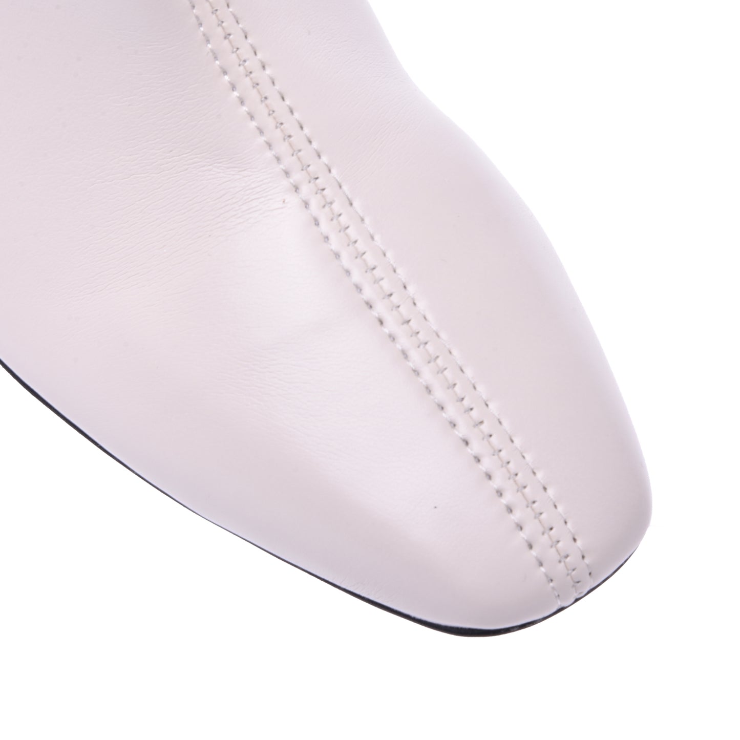 Bottillons en similicuir crème