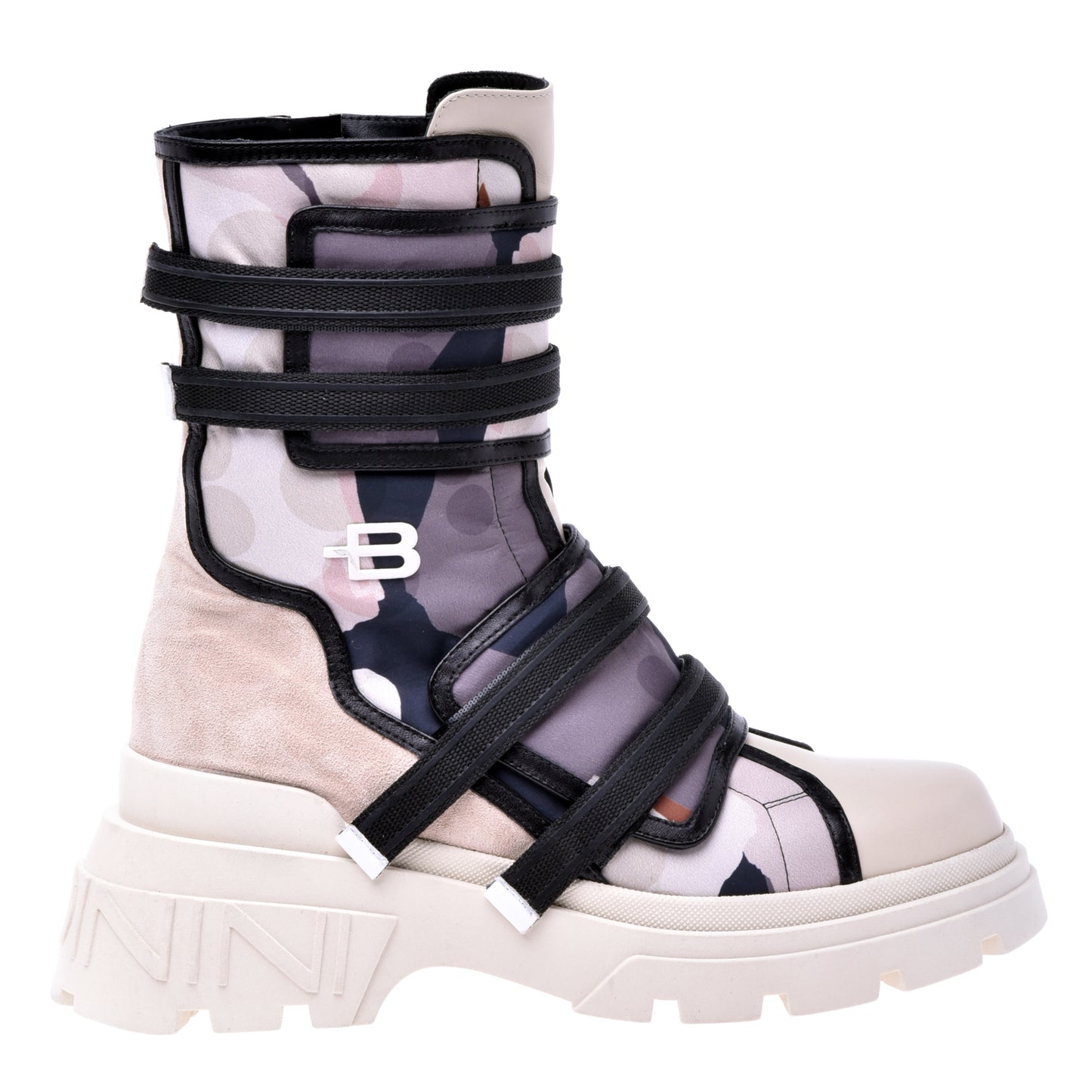 Boots in camouflage fabric