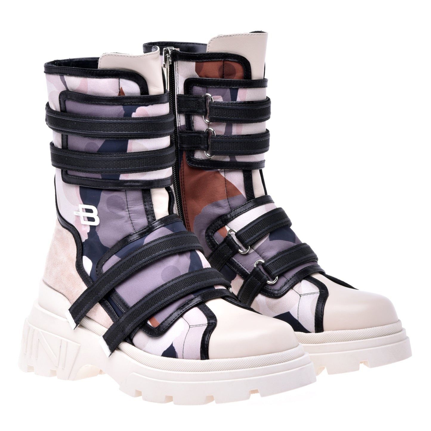 Boots in camouflage fabric