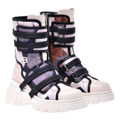 Boots in camouflage fabric