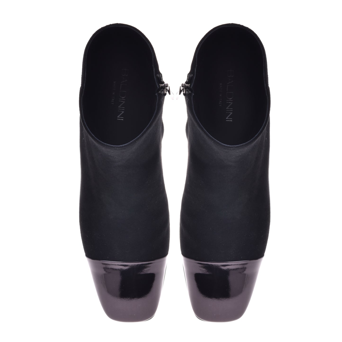 Ankle boots in black suede and lether
