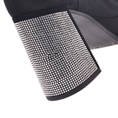 Ankle boot in black suede