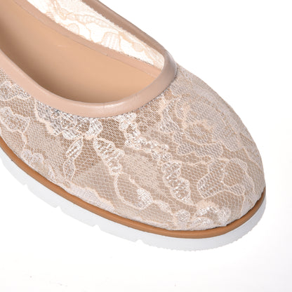 Ballerines en dentelle nude