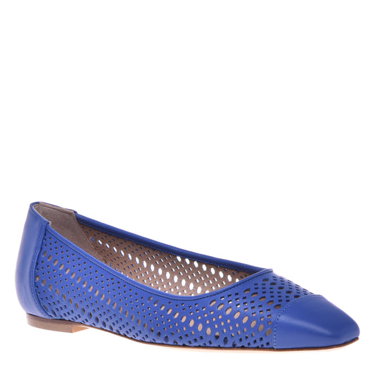 Ballerine en cuir de veau perforé bleu électrique