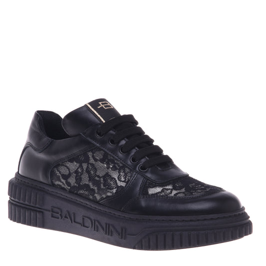 Sneakers noires en dentelle