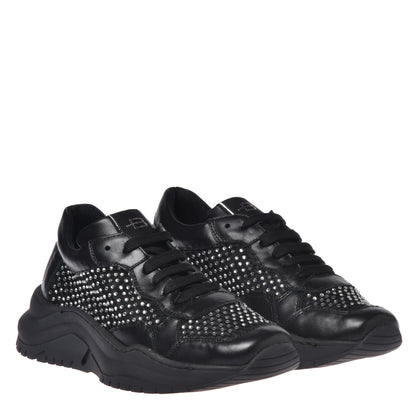 Sneakers noires en résille