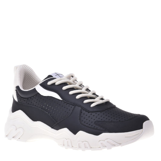 Sneakers noires en éco-cuir