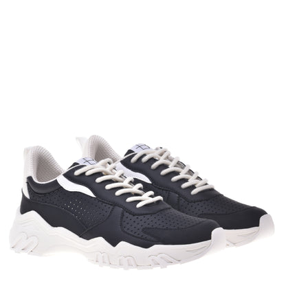 Sneakers noires en éco-cuir
