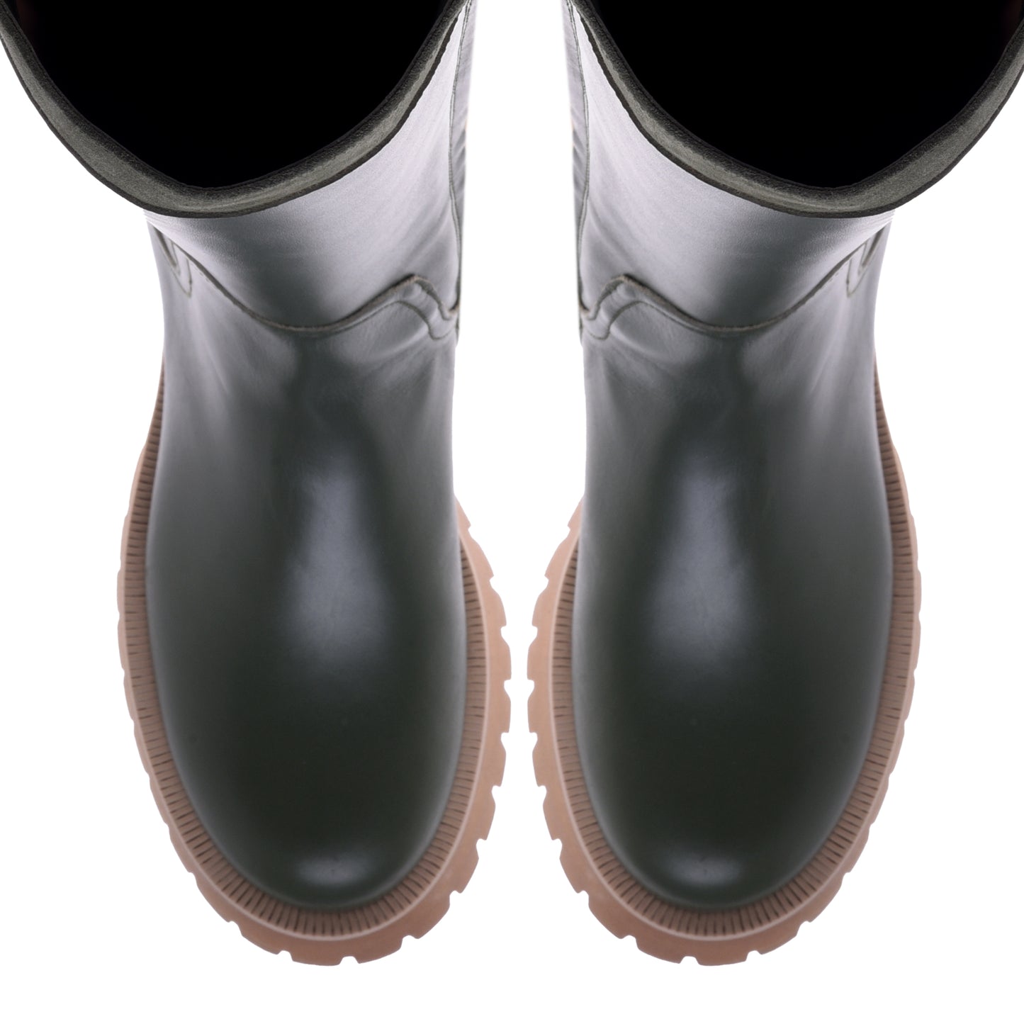 Boots in olive leather and suede