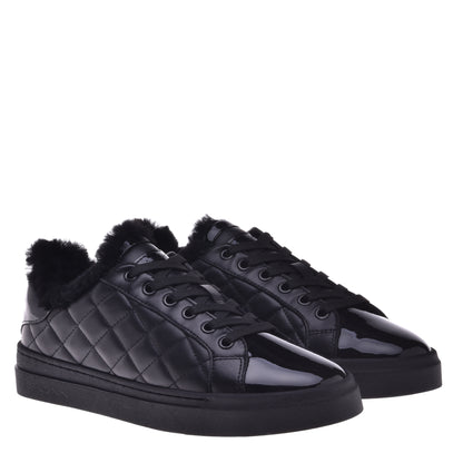Baskets vernies en cuir matelassé noir