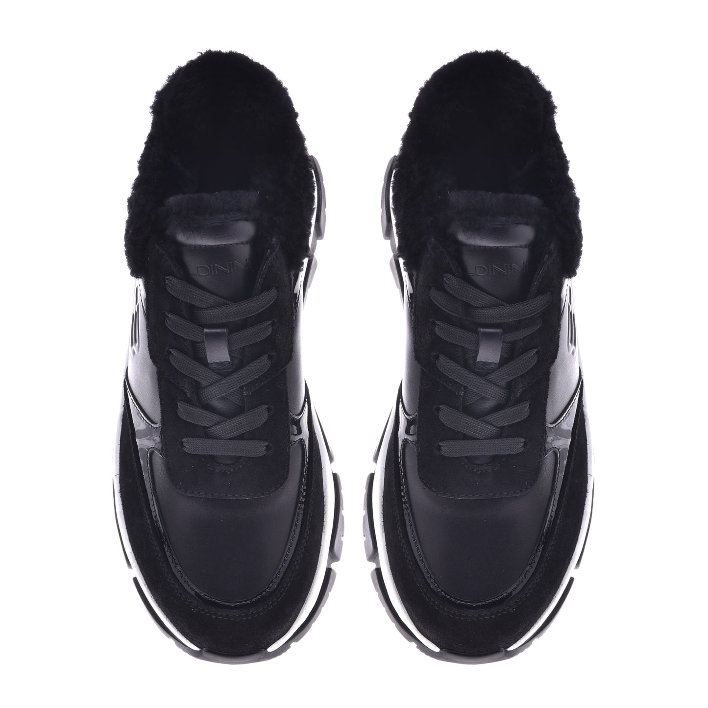 Baskets en daim et cuir noir