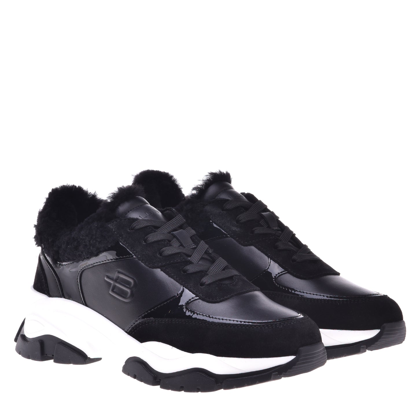 Baskets en daim et cuir noir