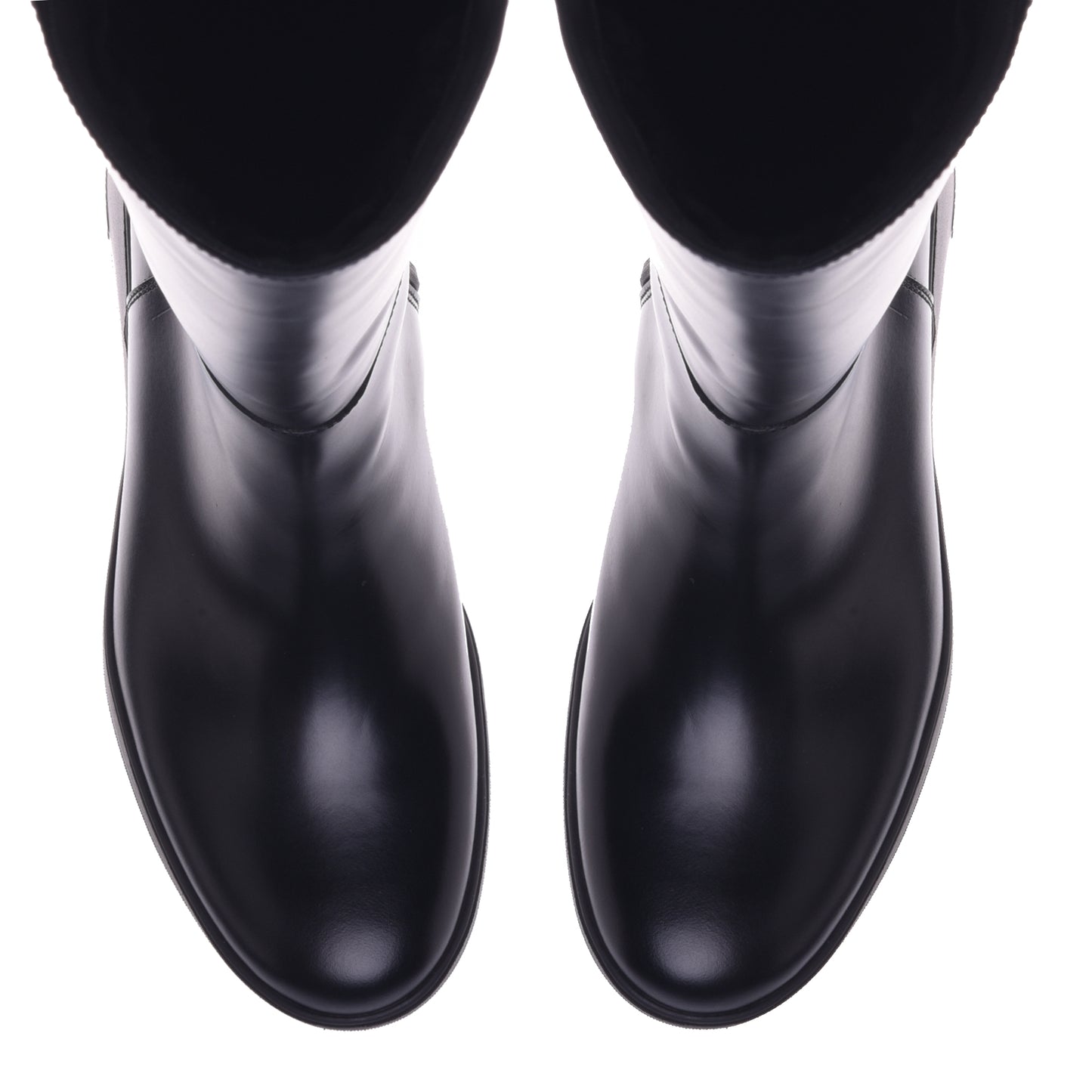 Boots in black leather