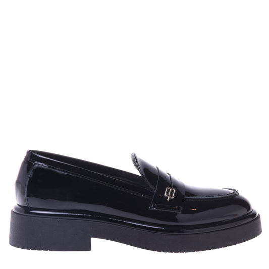 Mocassins noirs en cuir verni