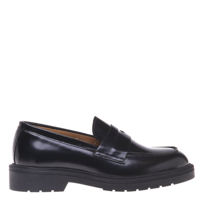 Mocassins noirs en cuir de veau brillant