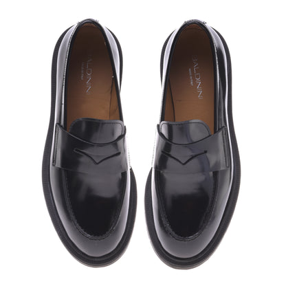 Mocassins noirs en cuir de veau brillant