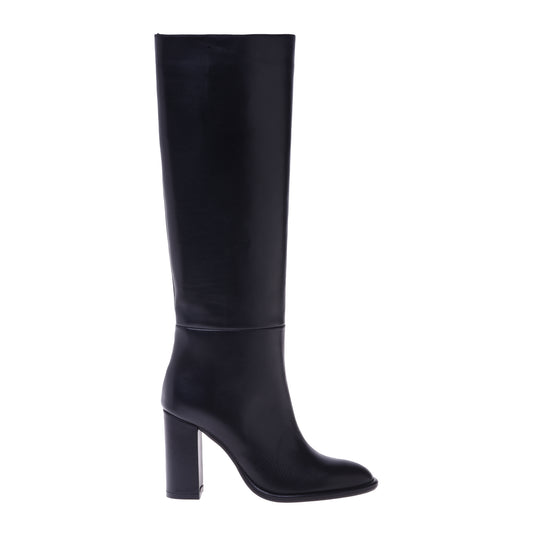 Bottes noires en cuir