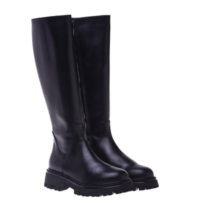 Bottes noires en cuir