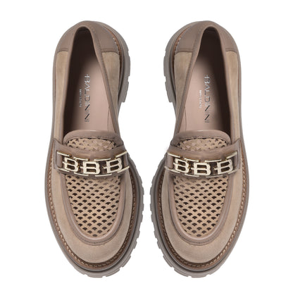 Mocassino in camoscio beige e camoscio traforato