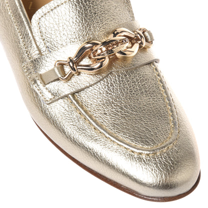 Mocassino in pelle martellata laminata oro chiaro