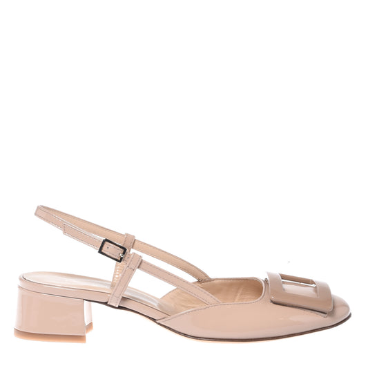 Slingback in nude varnish