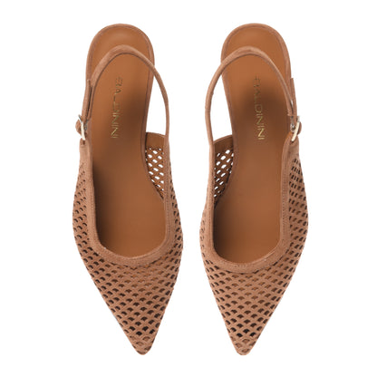 Slingback in pelle scamosciata traforata color cuoio
