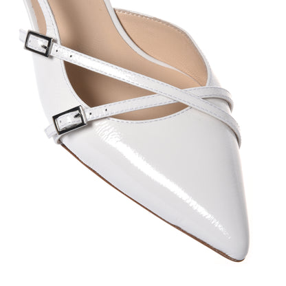 Slingback in naplak bianco sporco