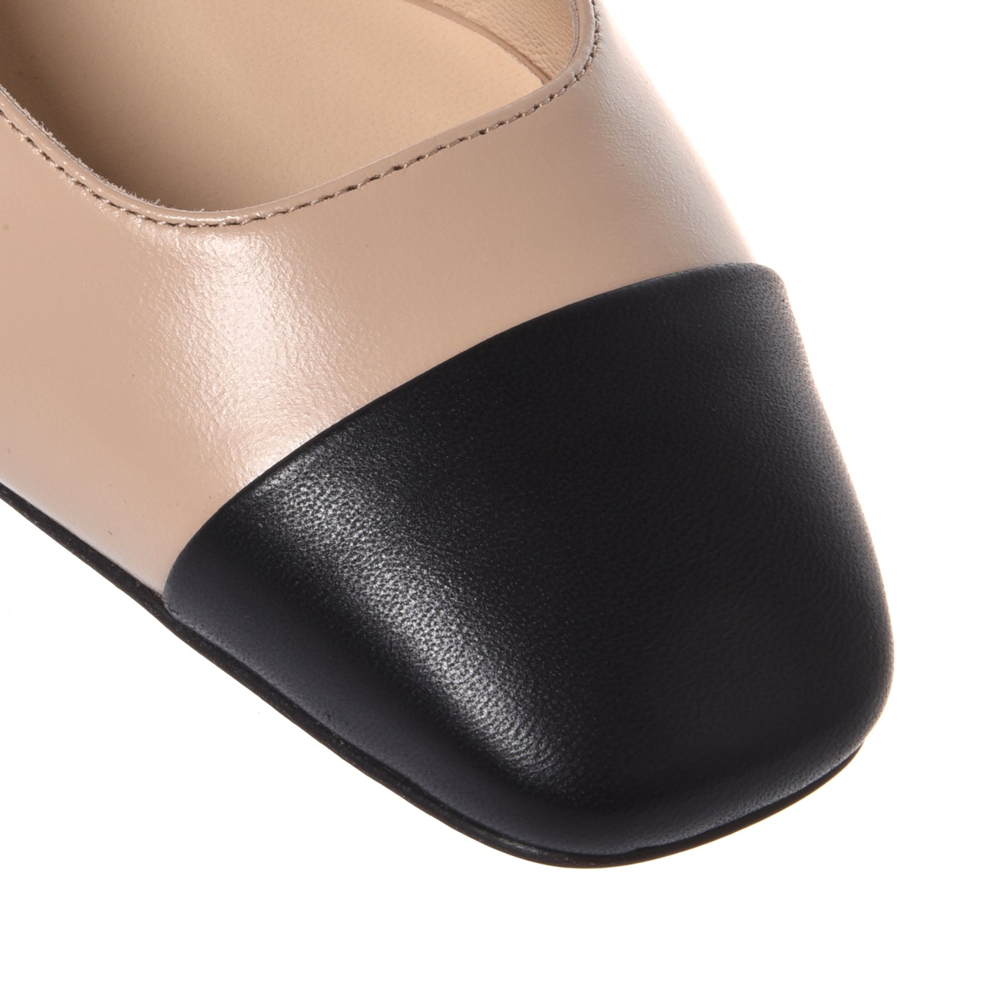 Slingback en nappa noir et beige