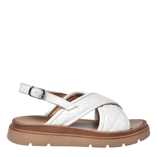 Sandale en cuir matelassé blanc