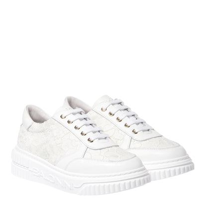 Sneaker en cuir et dentelle blanche