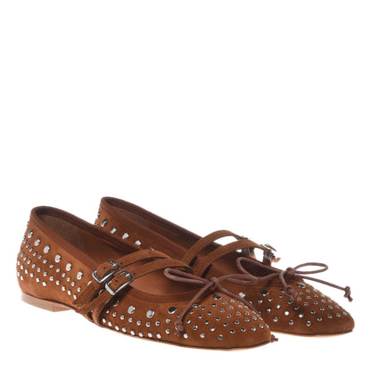 Ballerine en daim cuir avec clous