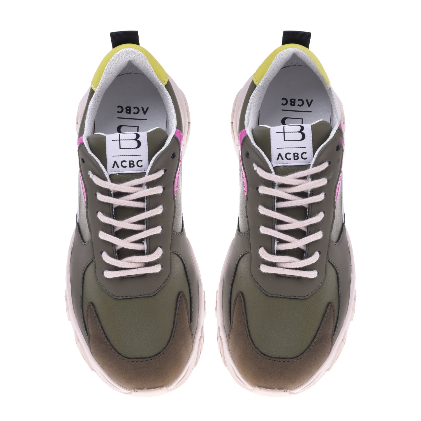 Baskets en simili cuir olive