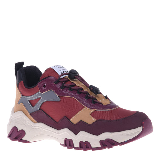 Baskets en simili cuir bordeaux