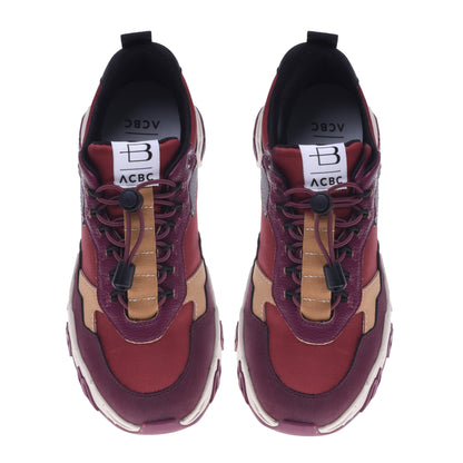 Baskets en simili cuir bordeaux