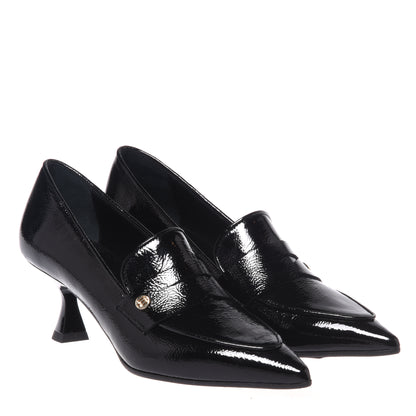 Mocassins noirs à talons en naplak