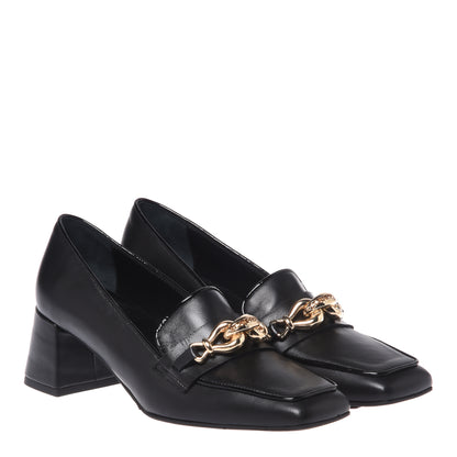 Black heeled loafers in naplak