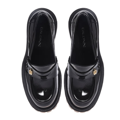 Black heeled loafers in naplak