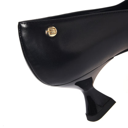 Décolleté in nappa nera