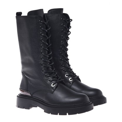 Black leather and tumbled leather boot