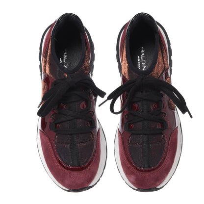 Burgundy sneakers in suede and stretch fabric