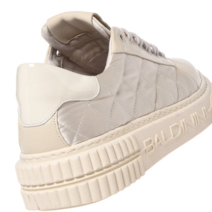 Vanilla quilted fabric sneakers