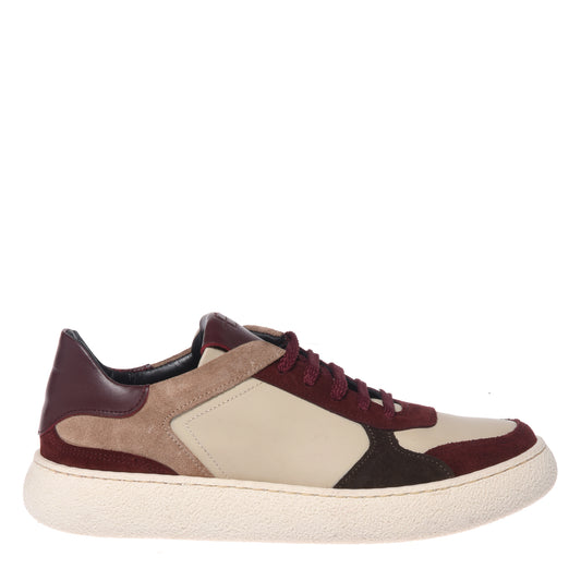 Sneakers en daim bordeaux et cuir nude