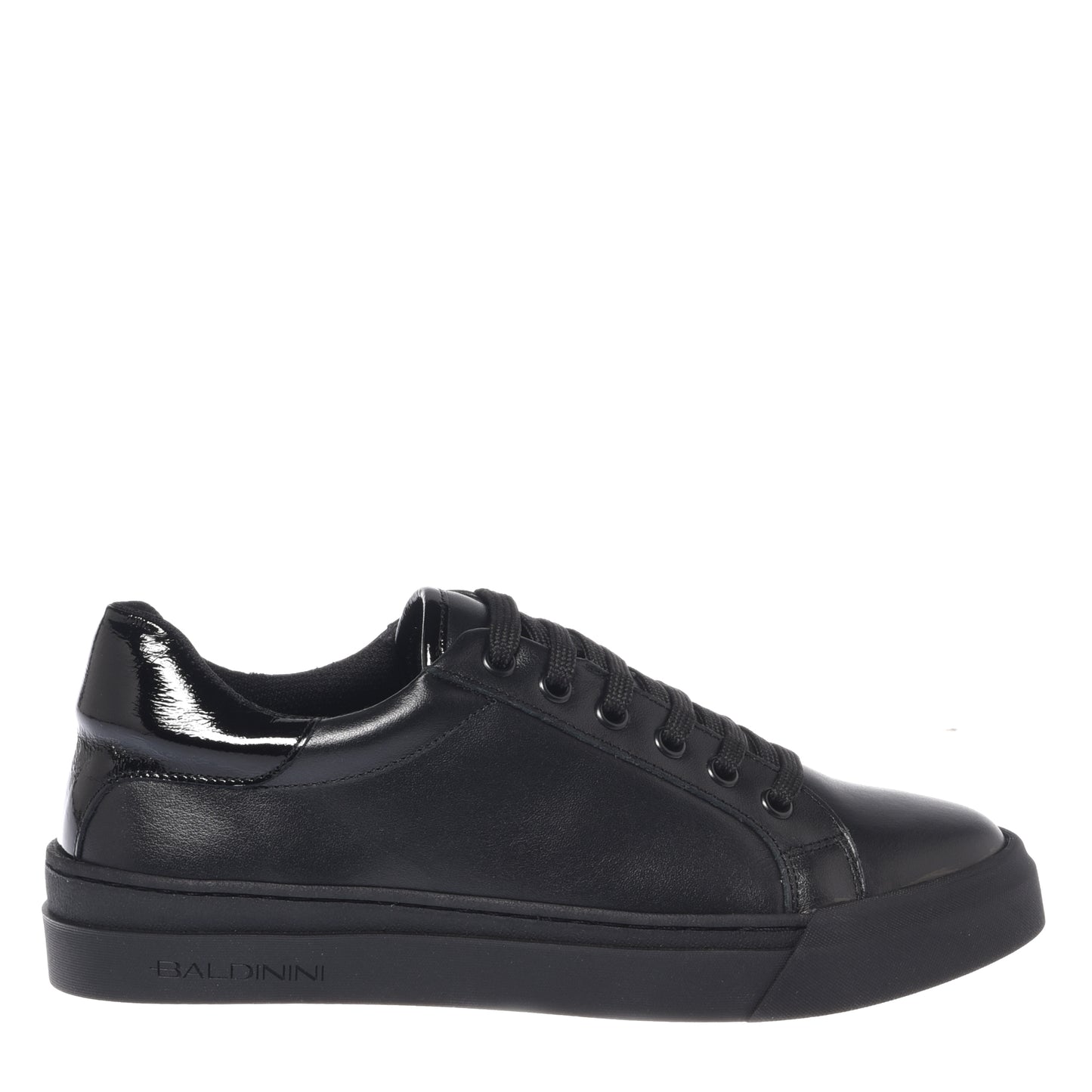 Sneaker in black leather and black naplak